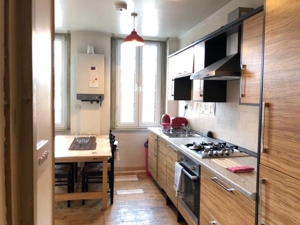 Splendid 1 Bedroom Flat + Terrace London Eksteriør billede