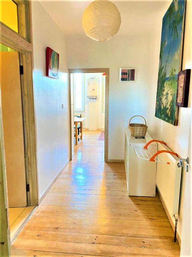 Splendid 1 Bedroom Flat + Terrace London Eksteriør billede